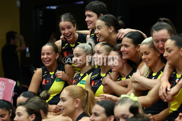 AFLW 2025 Media - Richmond Team Photo Day - A-60325041