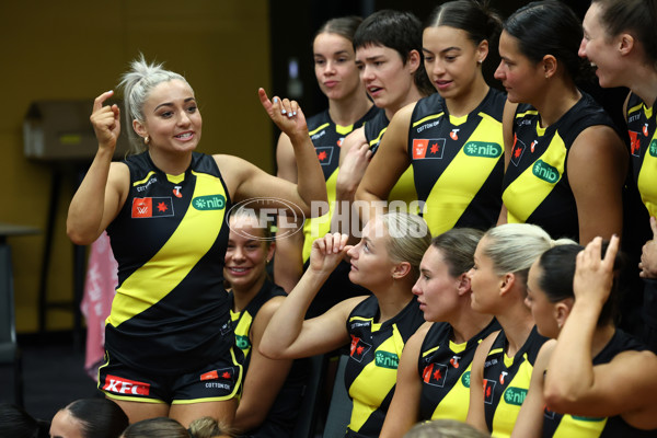 AFLW 2025 Media - Richmond Team Photo Day - A-60325055