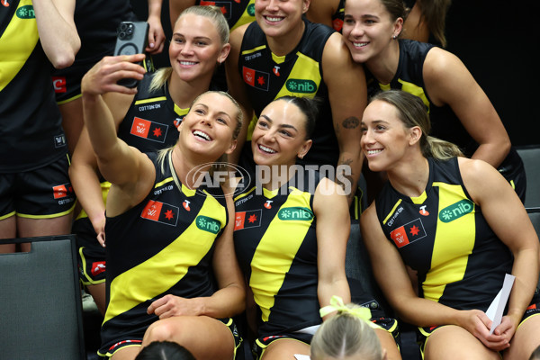 AFLW 2025 Media - Richmond Team Photo Day - A-60326205