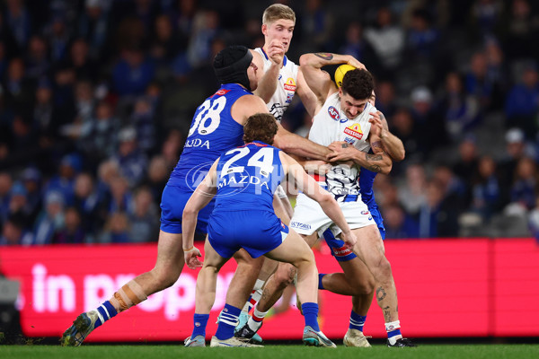 AFL 2025 Round 17 - North Melbourne v Western Bulldogs - A-60333031