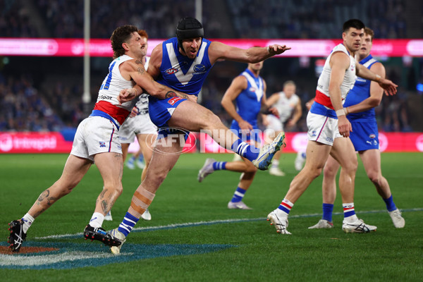AFL 2025 Round 17 - North Melbourne v Western Bulldogs - A-60336309