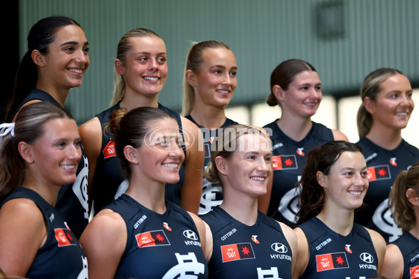 AFLW 2025 Media - Carlton Team Photo Day - A-60341638