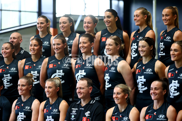 AFLW 2025 Media - Carlton Team Photo Day - A-60342124