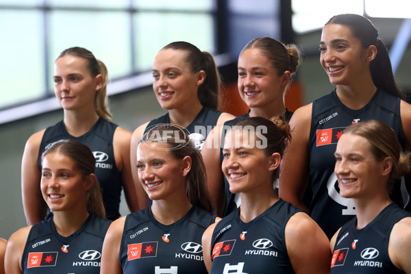 AFLW 2025 Media - Carlton Team Photo Day - A-60342131