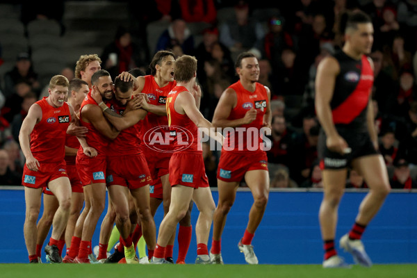 AFL 2025 Round 17 - Essendon v Gold Coast - A-60368768