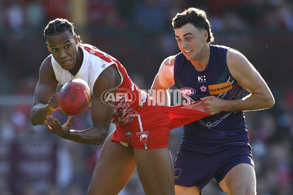 AFL 2025 Round 17 - Sydney v Fremantle - A-60412410