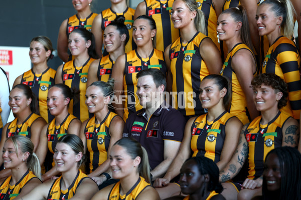 AFLW 2025 Media - Hawthorn Team Photo Day - A-60429882