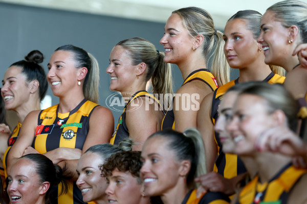 AFLW 2025 Media - Hawthorn Team Photo Day - A-60429888