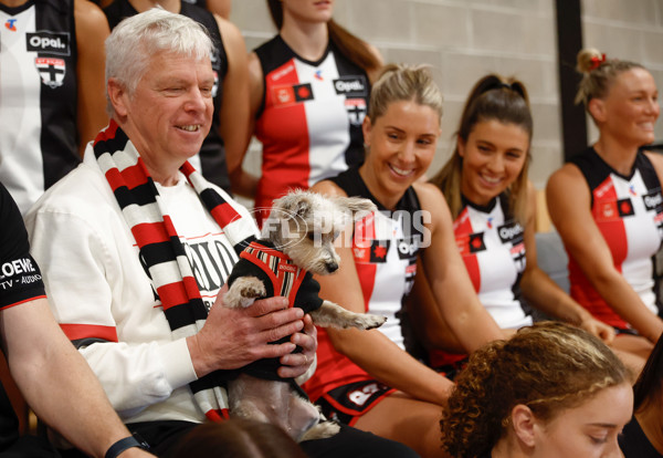 AFLW 2025 Media - St Kilda Team Photo Day - A-60429899