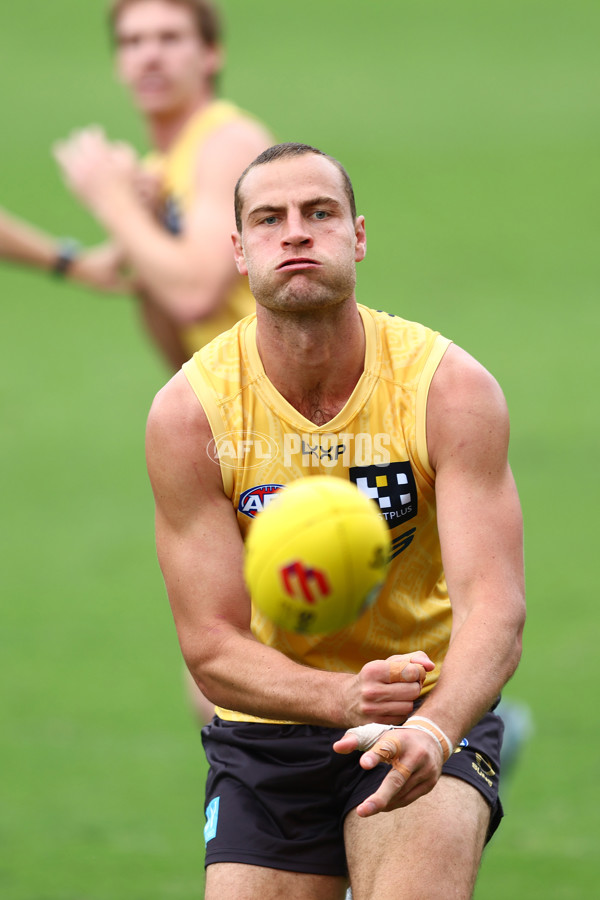 AFL 2025 Training - Gold Coast 090725 - A-60440851
