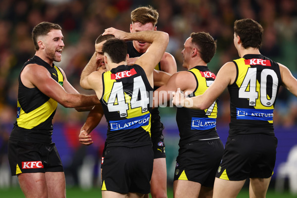 AFL 2025 Round 18 - Richmond v Essendon - A-60499485