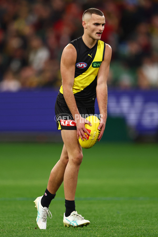 AFL 2025 Round 18 - Richmond v Essendon - A-60501124