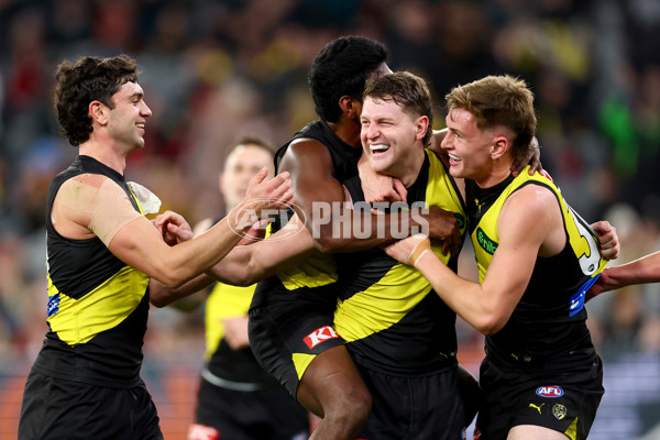 AFL 2025 Round 18 - Richmond v Essendon - A-60507909