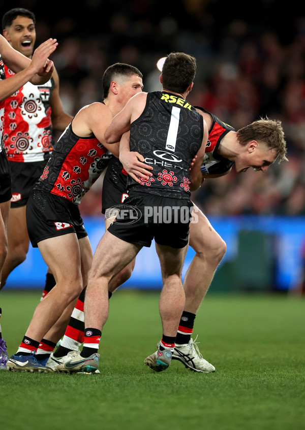 AFL 2025 Round 18 - St Kilda v Sydney - A-60540016