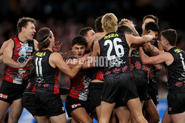 AFL 2025 Round 18 - St Kilda v Sydney - A-60540017