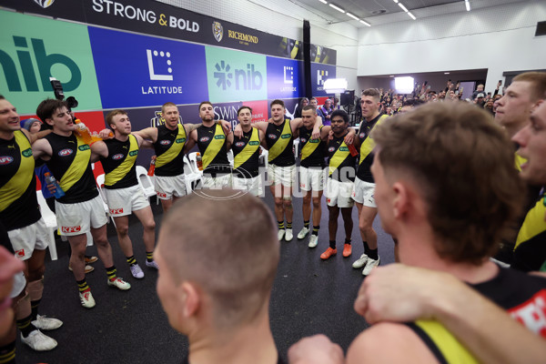 AFL 2025 Round 19 - West Coast v Richmond - A-60646983