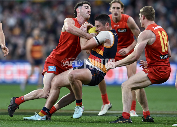 AFL 2025 Round 19 - Adelaide v Gold Coast - A-60676941