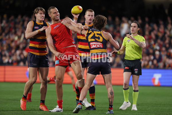 AFL 2025 Round 19 - Adelaide v Gold Coast - A-60684476