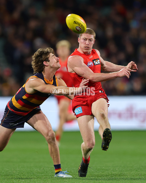 AFL 2025 Round 19 - Adelaide v Gold Coast - A-60689407