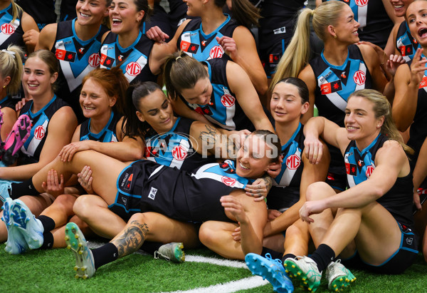 AFLW 2025 Media - Port Adelaide Team Photo Day - A-60703074