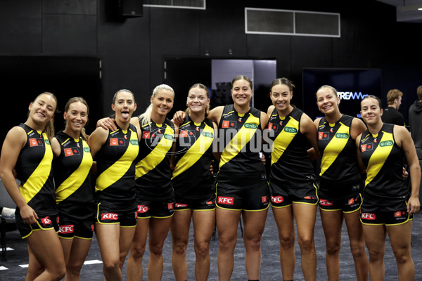 AFLW 2025 Media - Richmond Team Photo Day - A-60718782