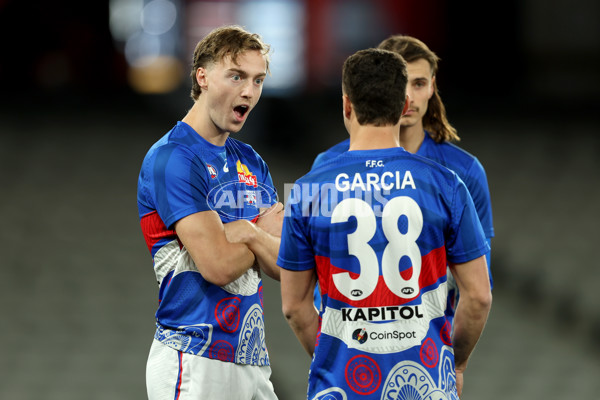 AFL 2025 Round 20 - Essendon v Western Bulldogs - A-60729332