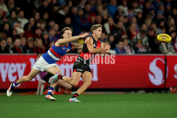 AFL 2025 Round 20 - Essendon v Western Bulldogs - A-60737015