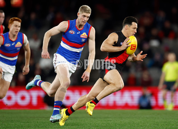AFL 2025 Round 20 - Essendon v Western Bulldogs - A-60737306
