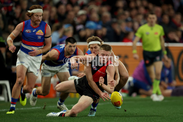 AFL 2025 Round 20 - Essendon v Western Bulldogs - A-60737328