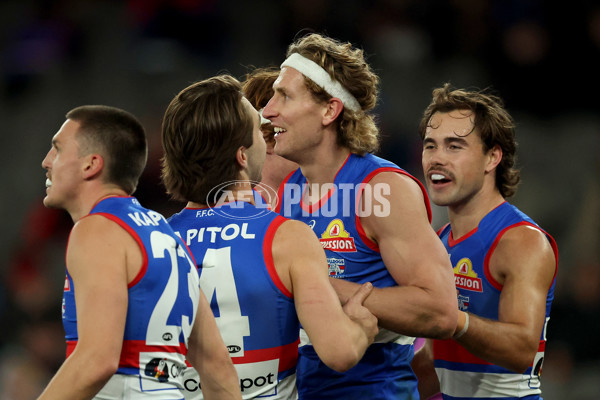 AFL 2025 Round 20 - Essendon v Western Bulldogs - A-60747870