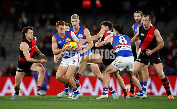 AFL 2025 Round 20 - Essendon v Western Bulldogs - A-60751334