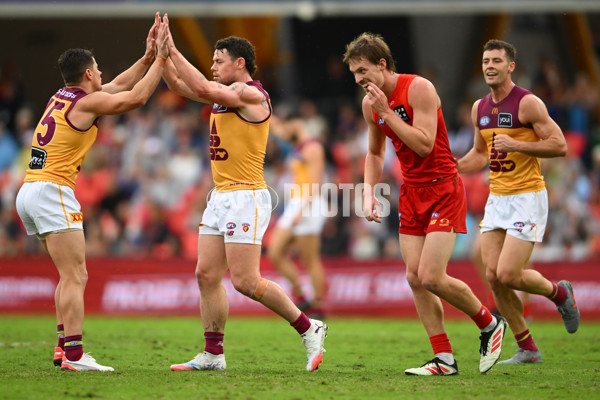 AFL 2025 Round 20 - Gold Coast v Brisbane - A-60756363