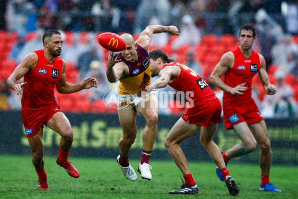 AFL 2025 Round 20 - Gold Coast v Brisbane - A-60775573