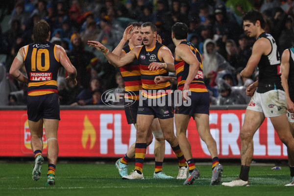 AFL 2025 Round 20 - Adelaide v Port Adelaide - A-60785740