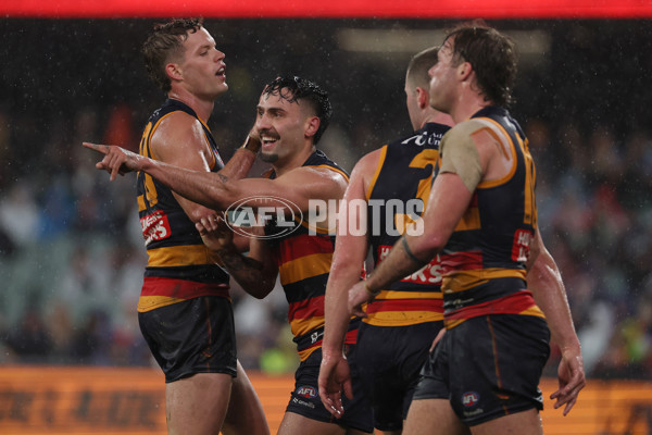AFL 2025 Round 20 - Adelaide v Port Adelaide - A-60785991
