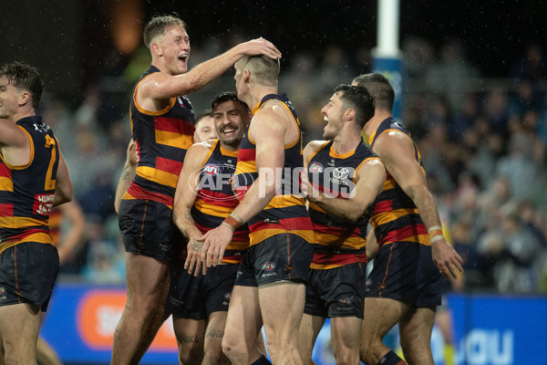 AFL 2025 Round 20 - Adelaide v Port Adelaide - A-60791046