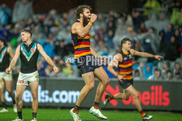 AFL 2025 Round 20 - Adelaide v Port Adelaide - A-60791051