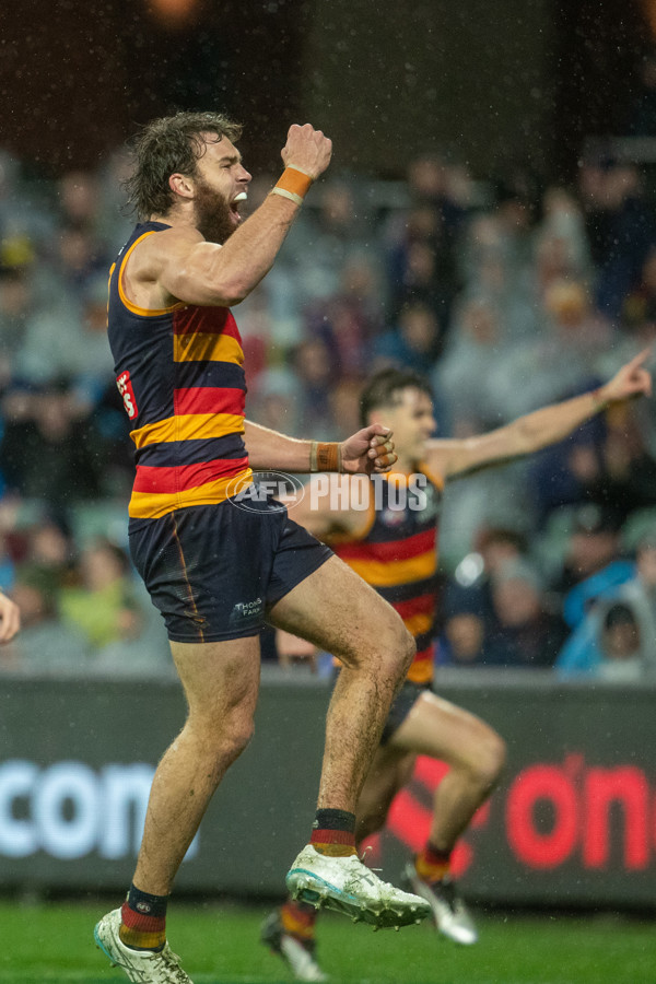 AFL 2025 Round 20 - Adelaide v Port Adelaide - A-60791330