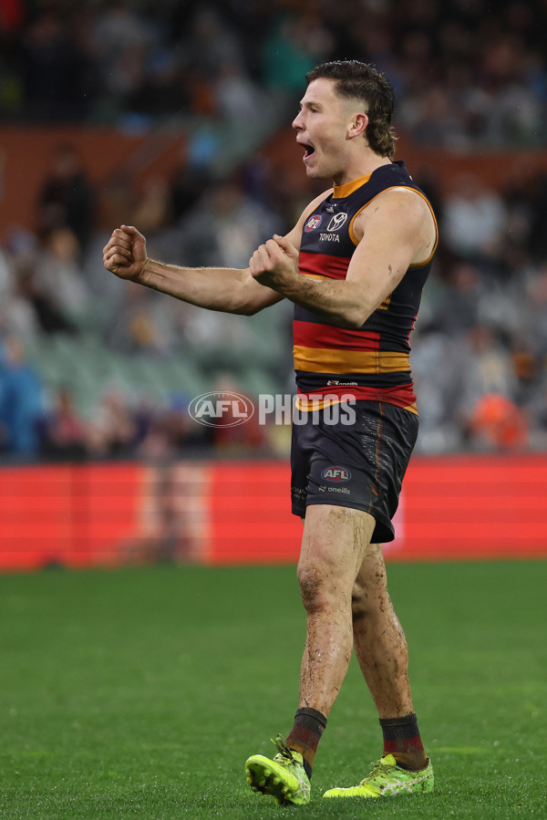 AFL 2025 Round 20 - Adelaide v Port Adelaide - A-60793276
