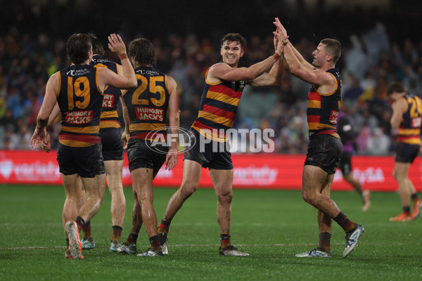 AFL 2025 Round 20 - Adelaide v Port Adelaide - A-60793301