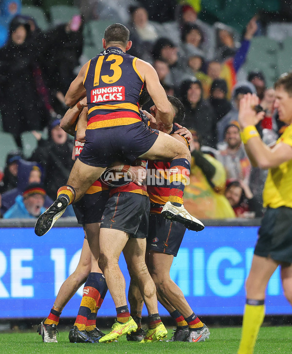 AFL 2025 Round 20 - Adelaide v Port Adelaide - A-60796598