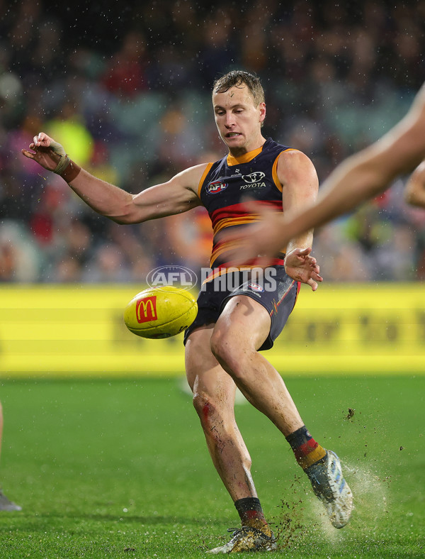 AFL 2025 Round 20 - Adelaide v Port Adelaide - A-60796633
