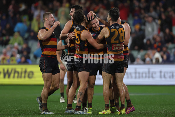 AFL 2025 Round 20 - Adelaide v Port Adelaide - A-60798199
