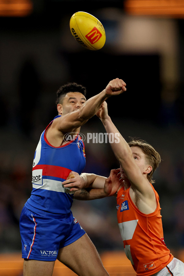AFL 2025 Round 21 - Western Bulldogs v GWS - A-60845152