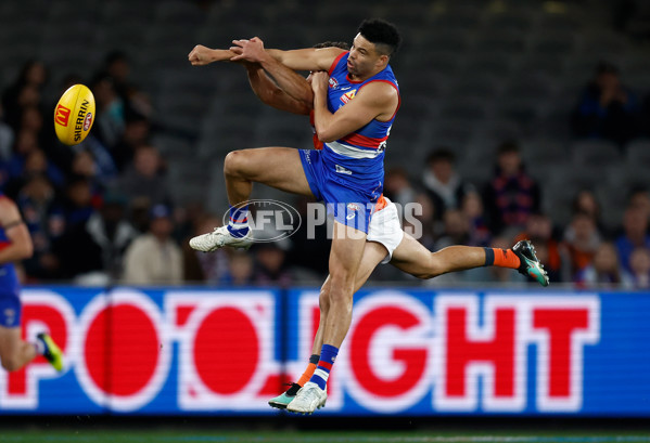 AFL 2025 Round 21 - Western Bulldogs v GWS - A-60845176