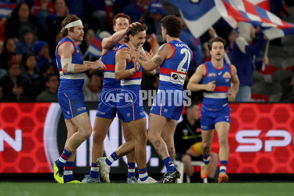 AFL 2025 Round 21 - Western Bulldogs v GWS - A-60845219
