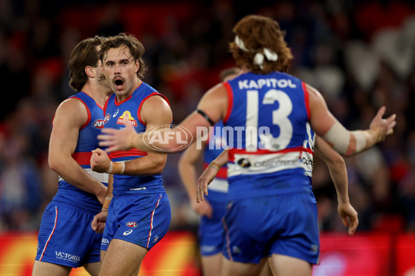 AFL 2025 Round 21 - Western Bulldogs v GWS - A-60849767