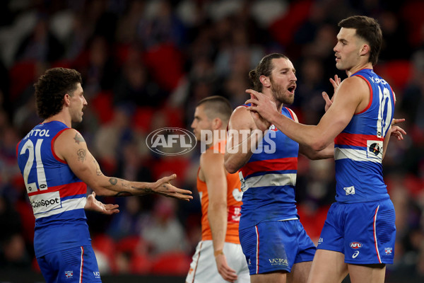 AFL 2025 Round 21 - Western Bulldogs v GWS - A-60850209