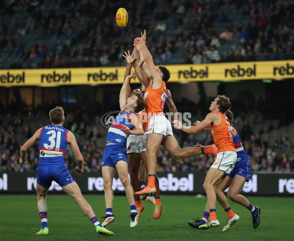 AFL 2025 Round 21 - Western Bulldogs v GWS - A-60850273