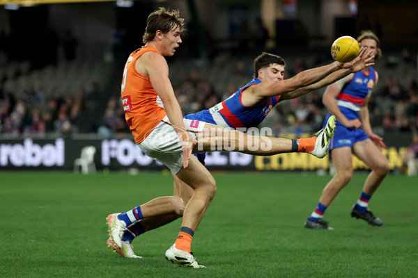 AFL 2025 Round 21 - Western Bulldogs v GWS - A-60852502